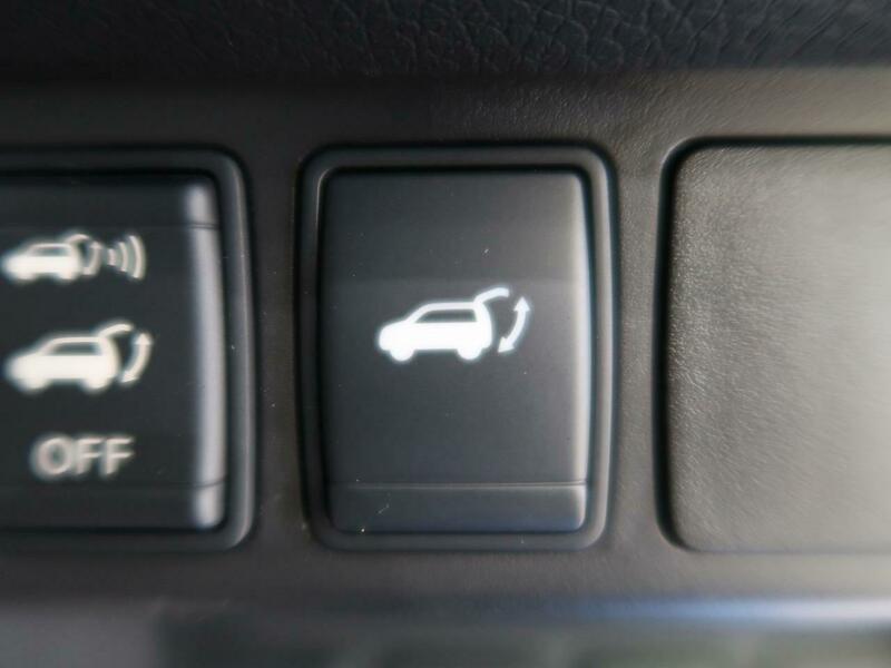 X-TRAIL-48