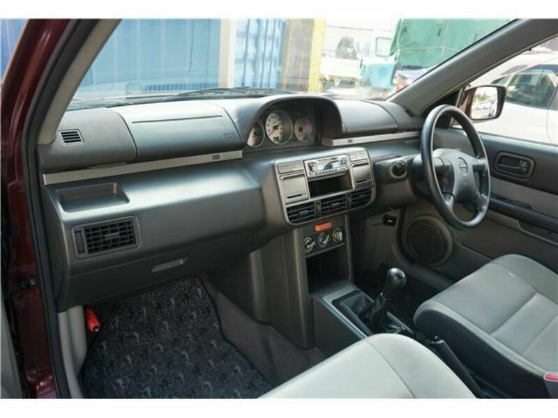 X-TRAIL