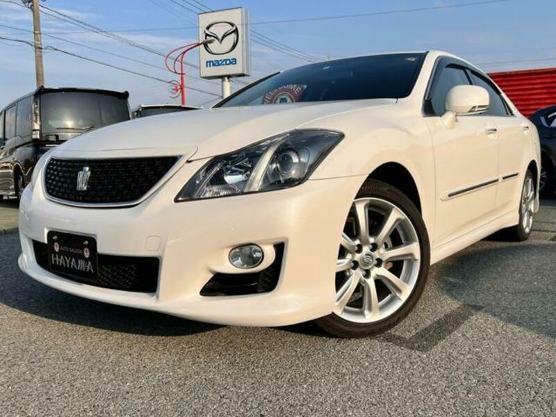 TOYOTA CROWN Used Cars for Sale | SBI Motor Japan