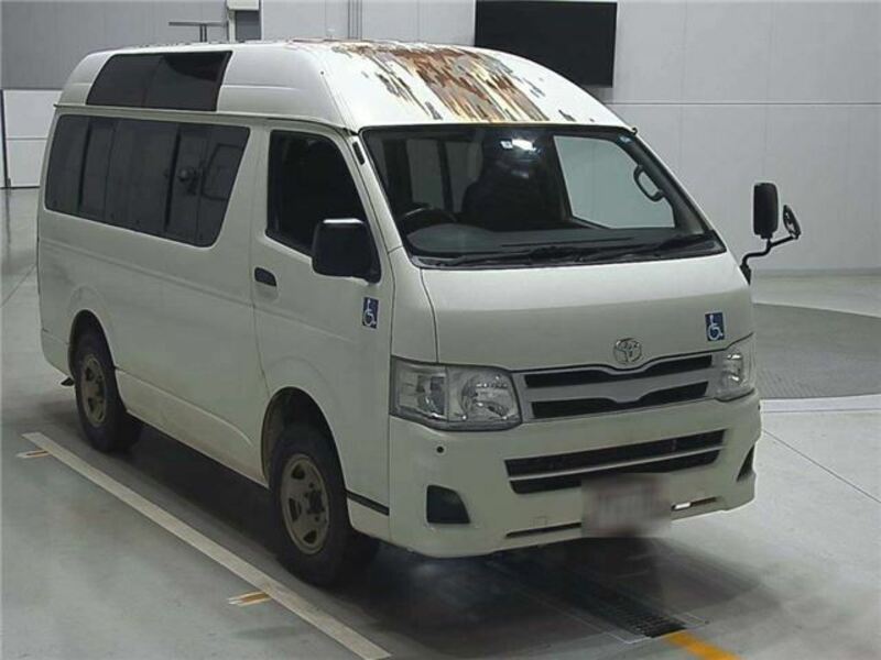 HIACE VAN