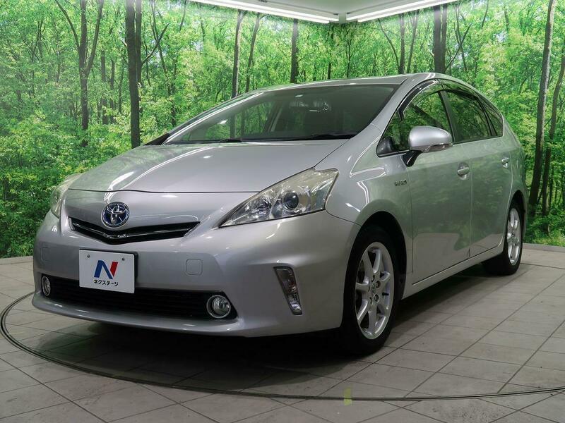PRIUS ALPHA