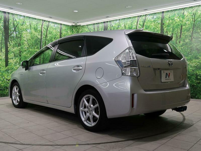 PRIUS ALPHA-0