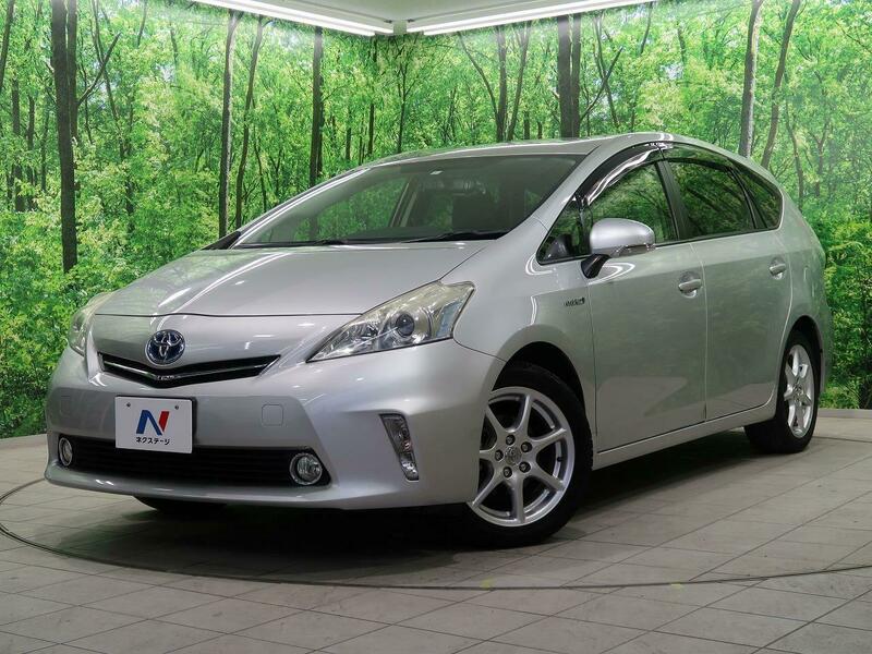 PRIUS ALPHA