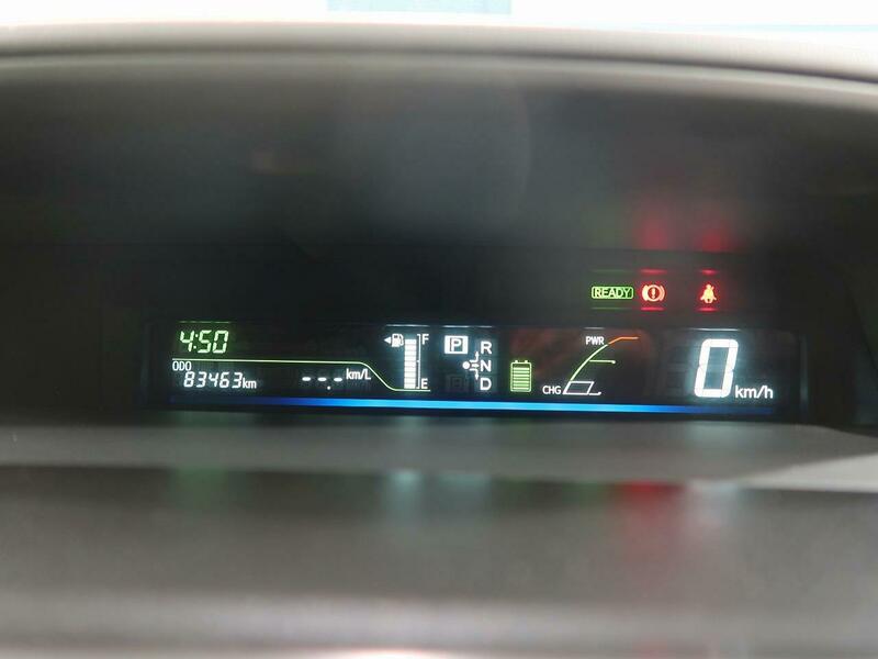PRIUS ALPHA