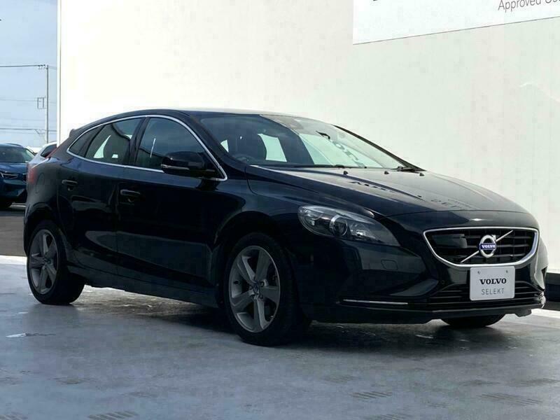 V40