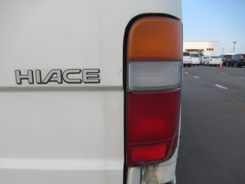 HIACE VAN