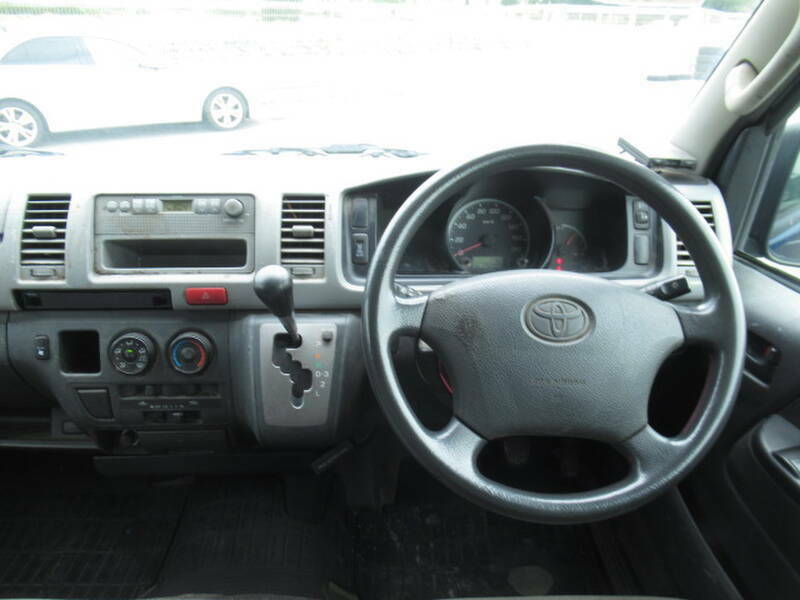 HIACE VAN