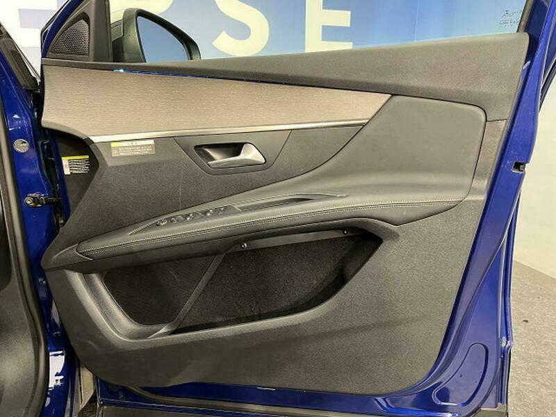 3008