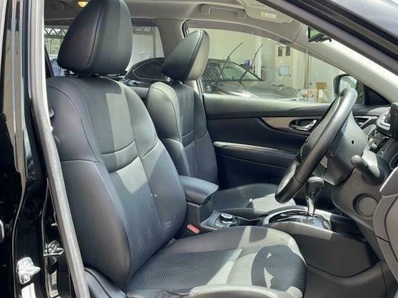 X-TRAIL-7