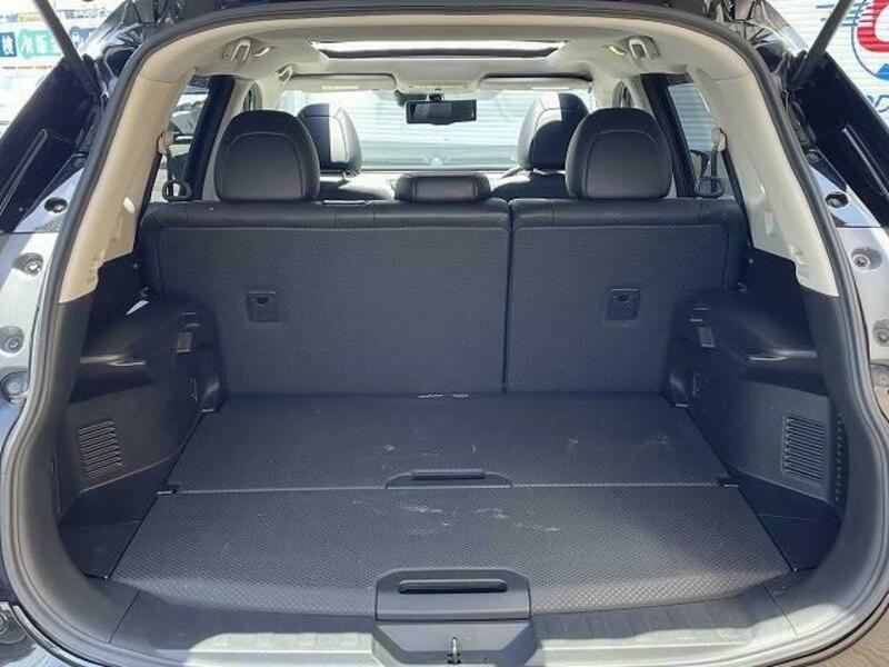 X-TRAIL-19