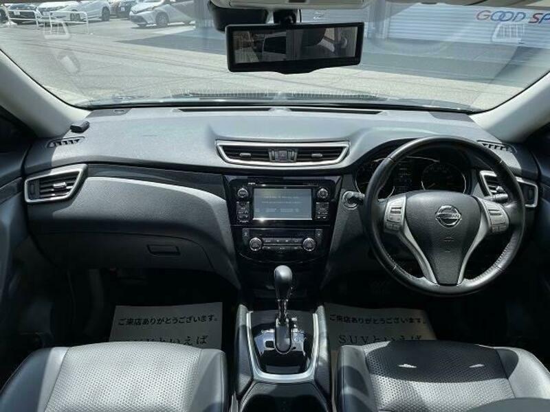 X-TRAIL-1