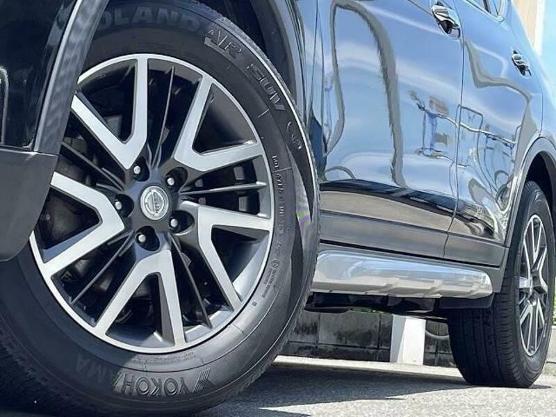 X-TRAIL-12
