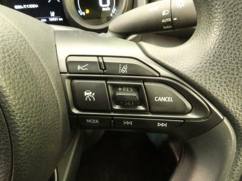 YARIS-46