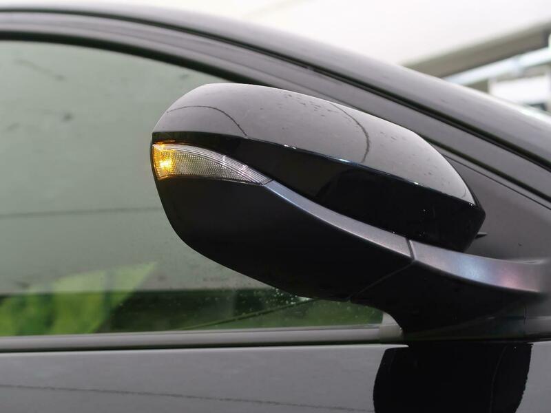 YARIS-27