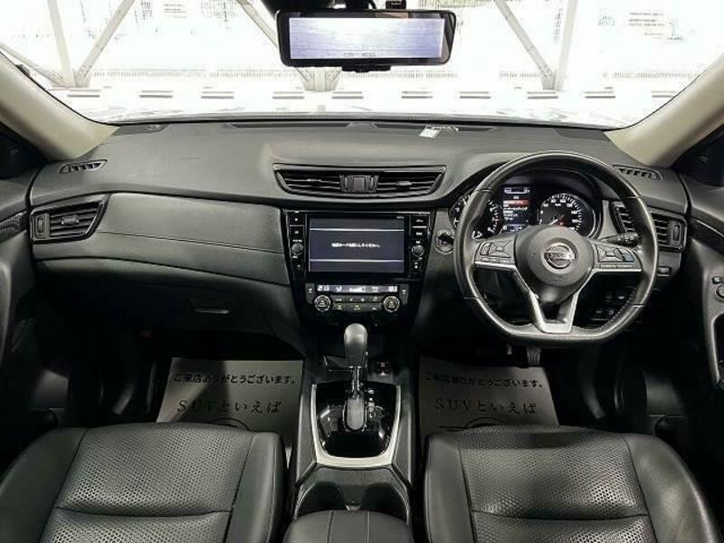 X-TRAIL-1