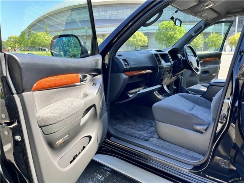 LAND CRUISER PRADO-20