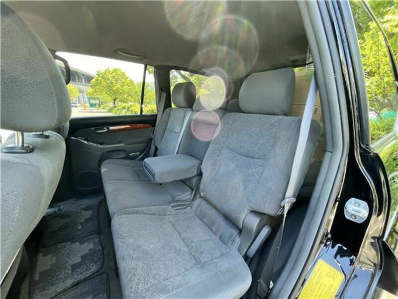 LAND CRUISER PRADO-23