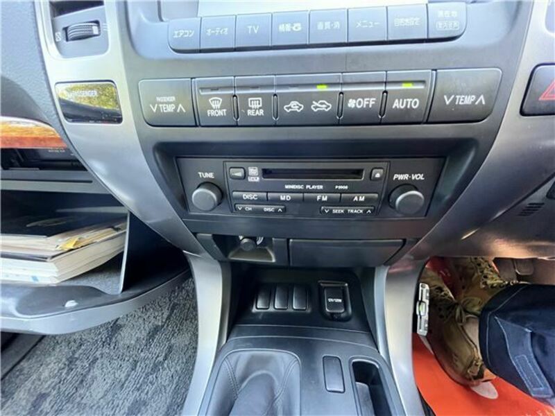 LAND CRUISER PRADO-34