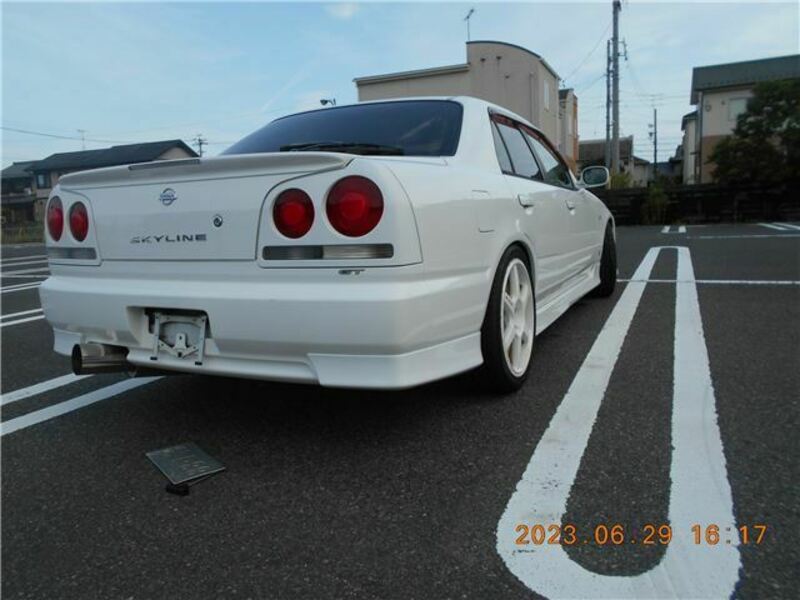 SKYLINE