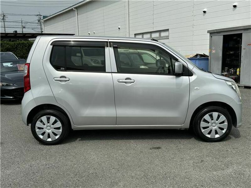WAGON R