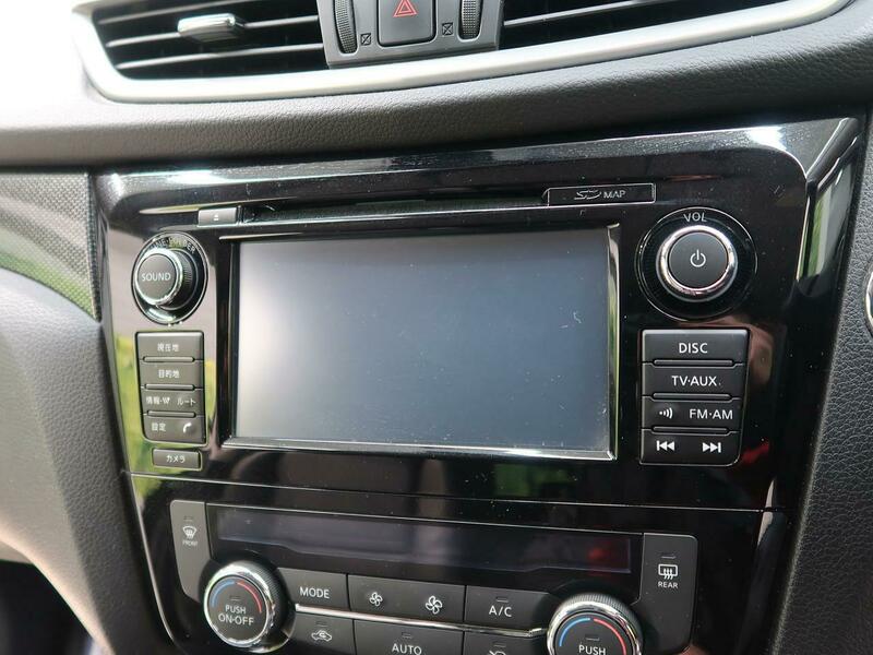 X-TRAIL-1