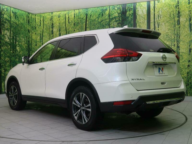 X-TRAIL