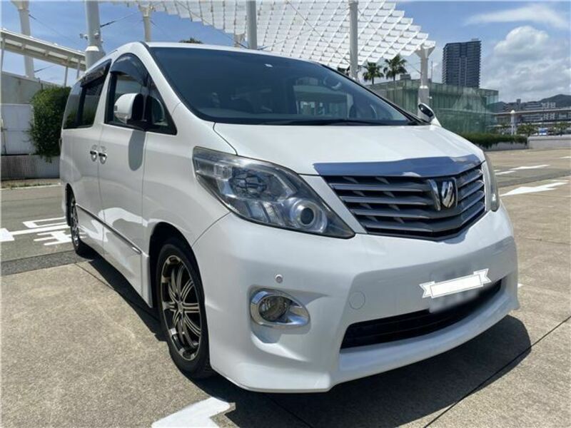 Toyota Alphard 2009: Legenda Mewah yang Tak Lekang Oleh Waktu