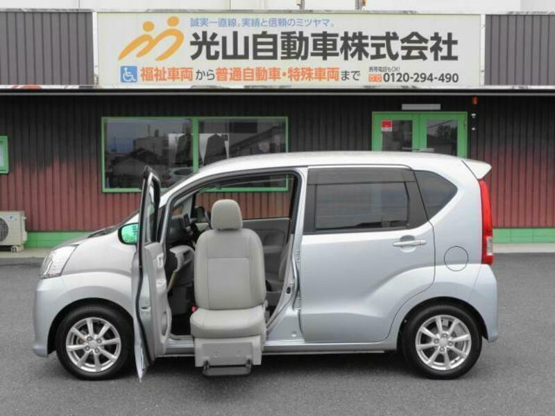 DAIHATSU　MOVE