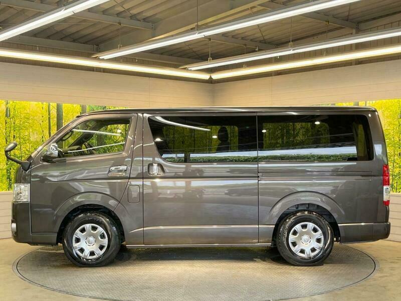 HIACE VAN