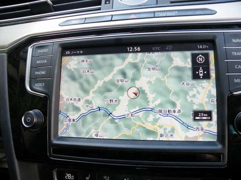 PASSAT VARIANT