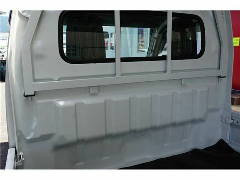 CLIPPER TRUCK