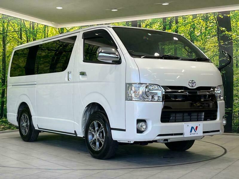 HIACE VAN-11