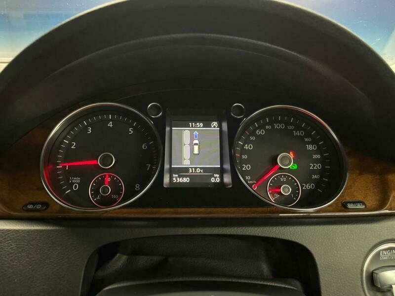 PASSAT VARIANT