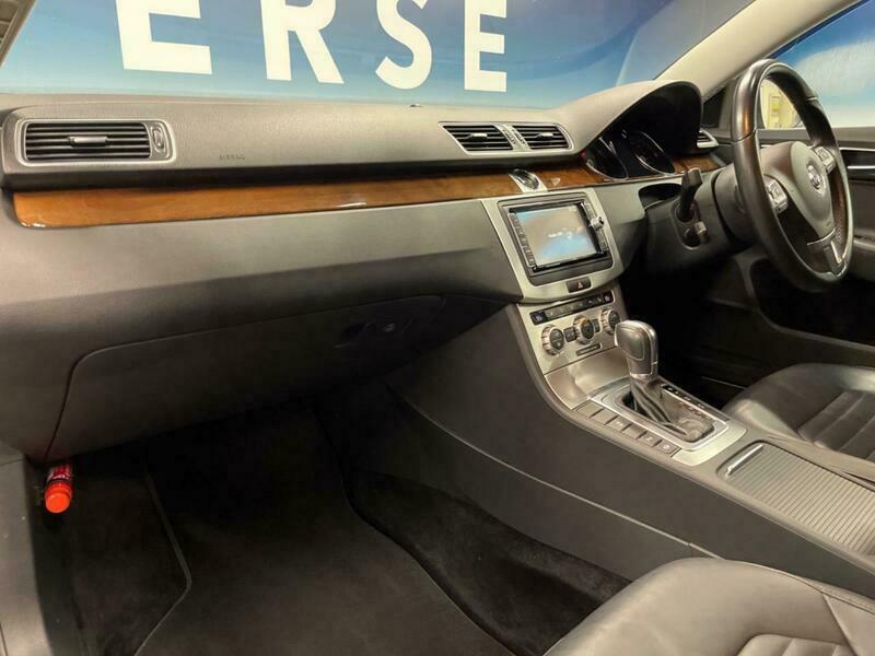 PASSAT VARIANT
