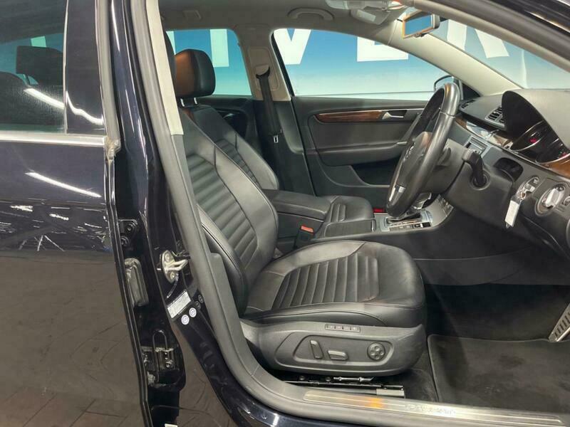 PASSAT VARIANT