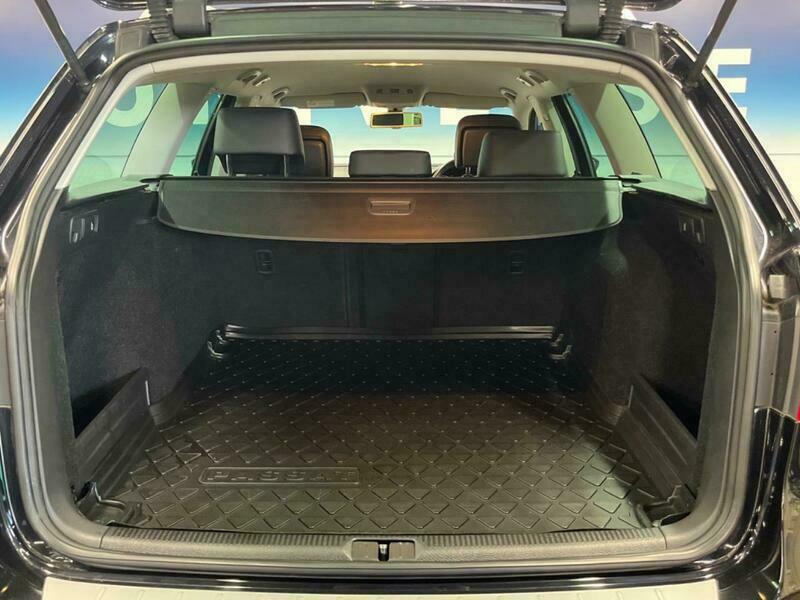 PASSAT VARIANT