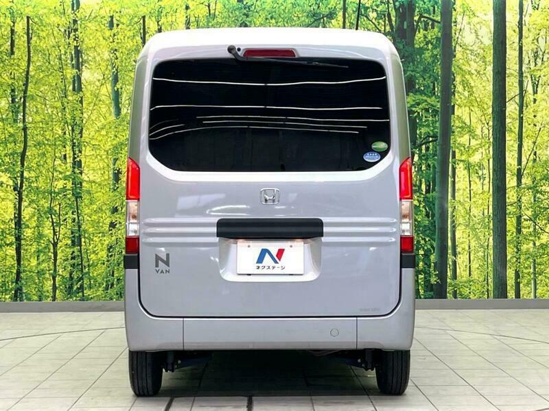 N-VAN