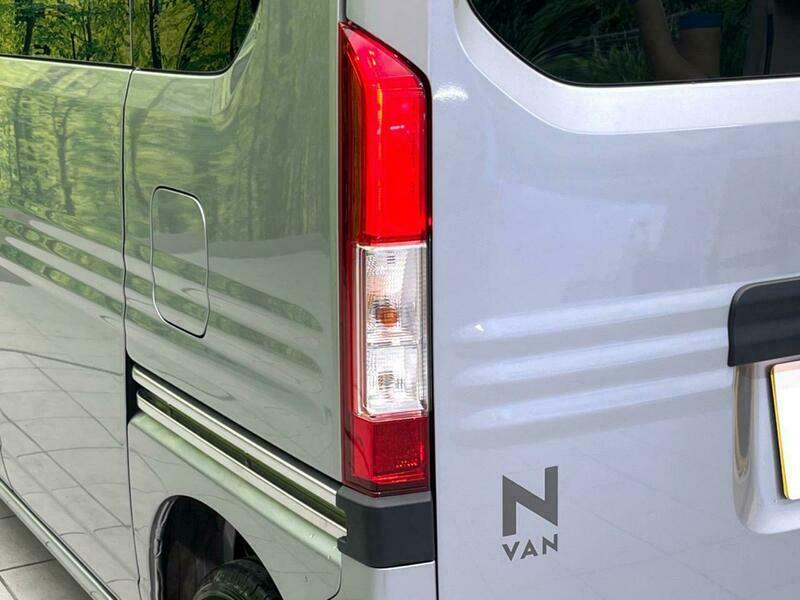 N-VAN