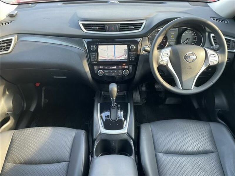 X-TRAIL-18