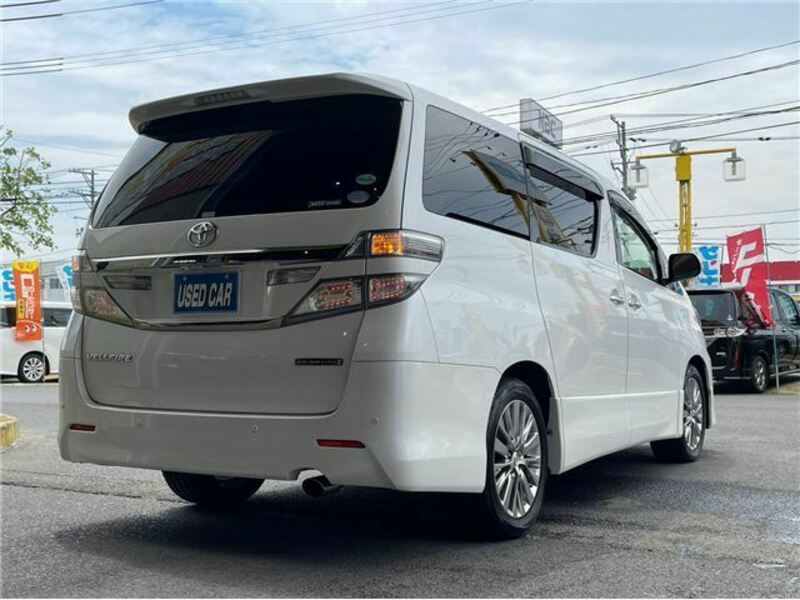 VELLFIRE-1