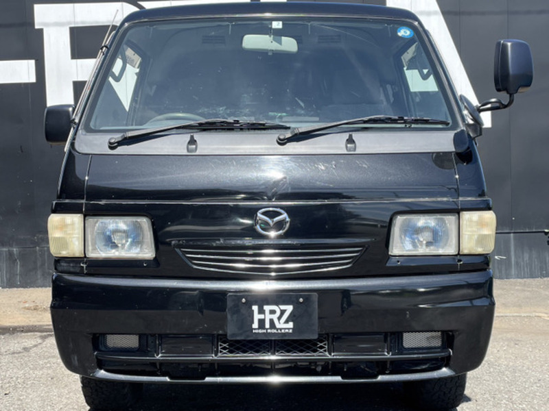 BONGO BRAWNY VAN