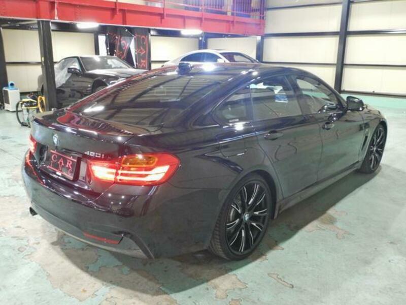 4 SERIES
