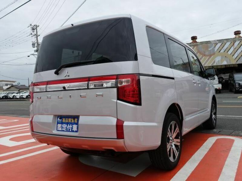 DELICA D5