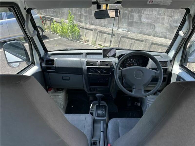 MINICAB VAN