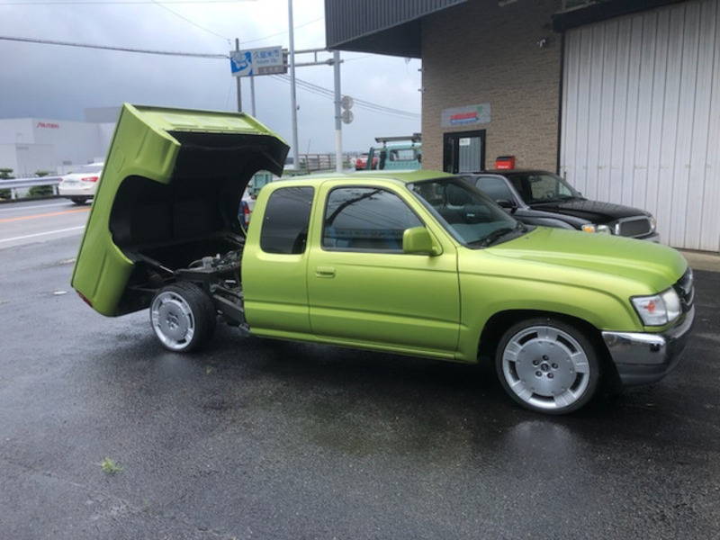 HILUX