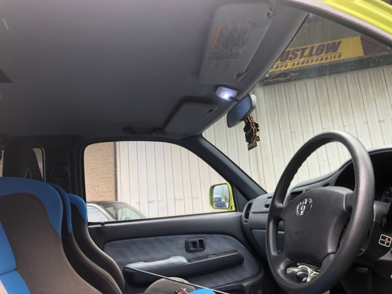 HILUX