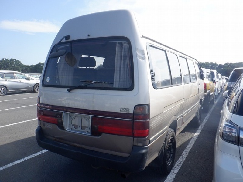 HIACE WAGON-3