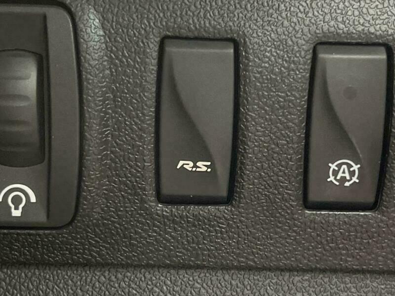 RENAULT 【整備済】 レアな一台]認定中古車 キャプチャーインテンス R4.9月登録