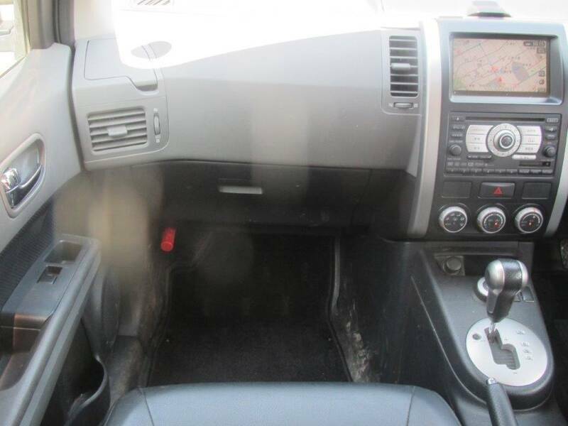 X-TRAIL