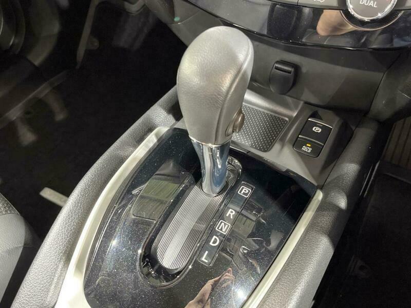 X-TRAIL-7